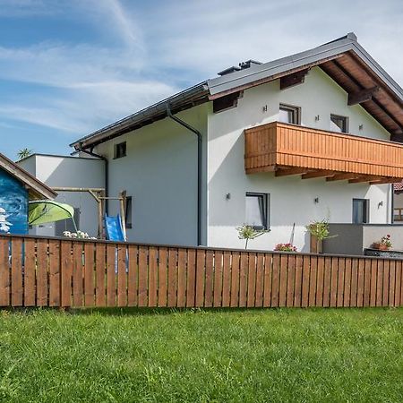 Haus Moesenlechner Apartment Maishofen Bagian luar foto