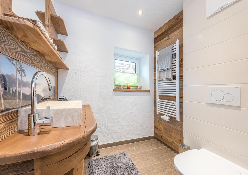 Haus Moesenlechner Apartment Maishofen Bagian luar foto