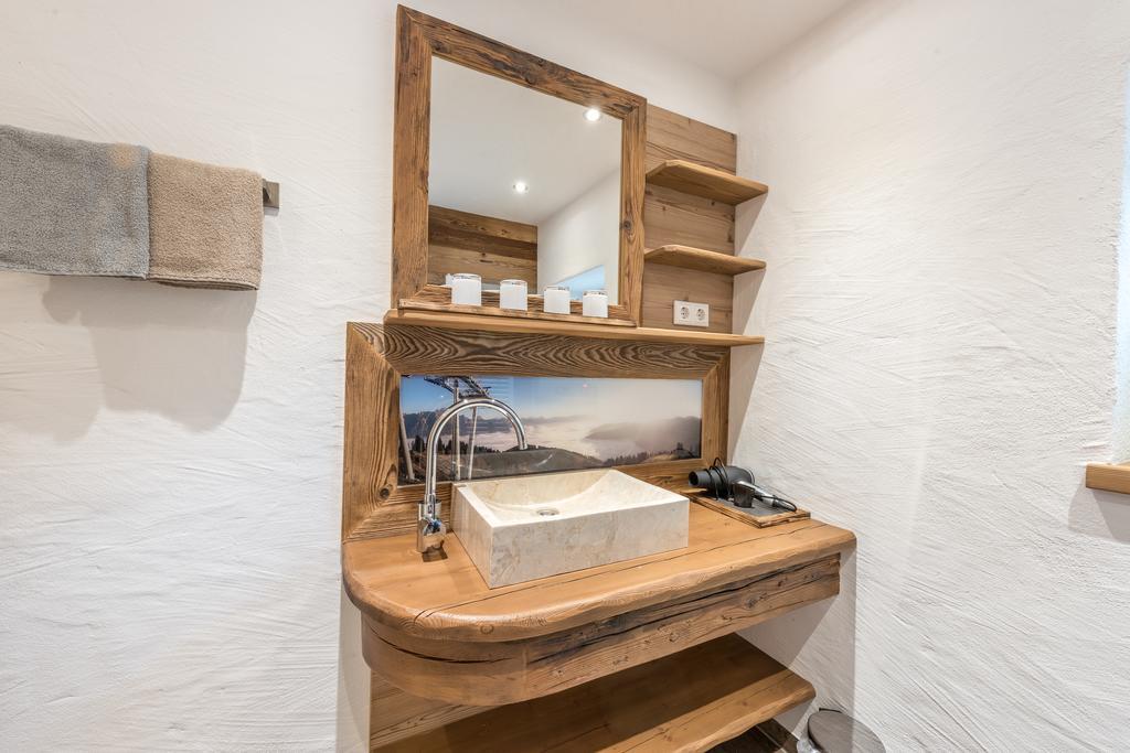 Haus Moesenlechner Apartment Maishofen Bagian luar foto