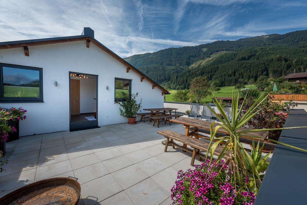 Haus Moesenlechner Apartment Maishofen Bagian luar foto