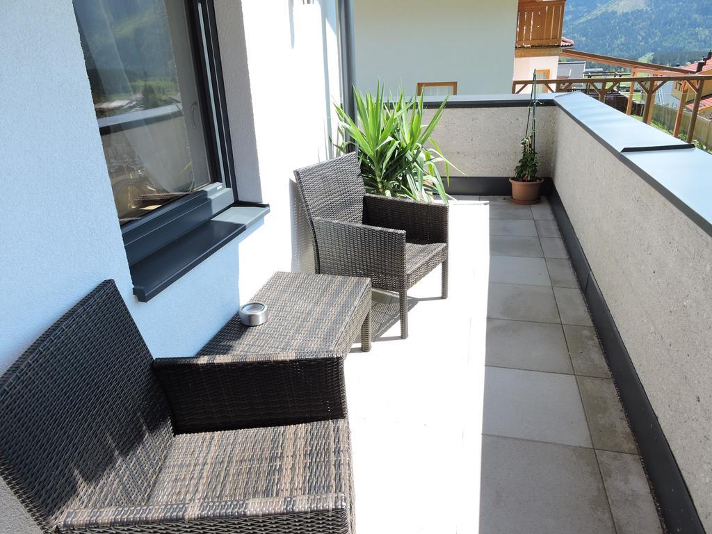 Haus Moesenlechner Apartment Maishofen Bagian luar foto