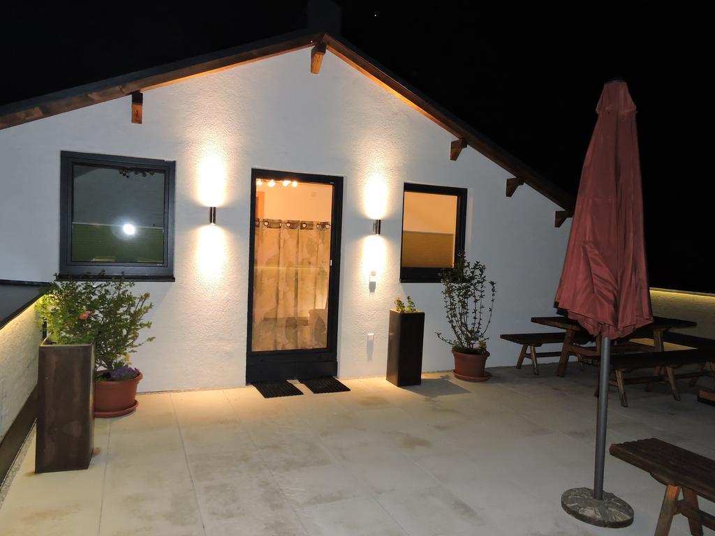 Haus Moesenlechner Apartment Maishofen Bagian luar foto
