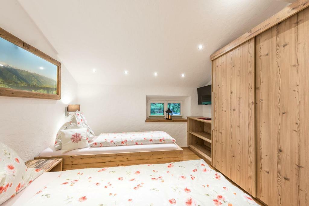 Haus Moesenlechner Apartment Maishofen Bagian luar foto